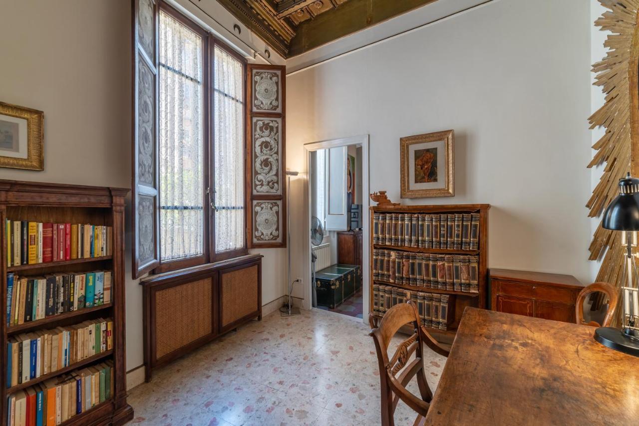 Pantheon Apartment - L'Angolo Nascosto Dei Quadri Roma Exterior foto